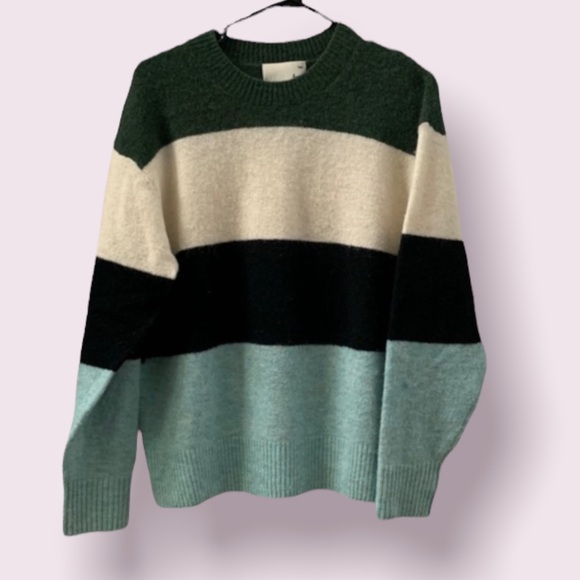 Aritzia Sweaters - ❗️SOLD❗️Wilfred Free Cipriani Sweater Size 1